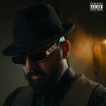 دانلود آهنگ جدید ویناک ولی خب